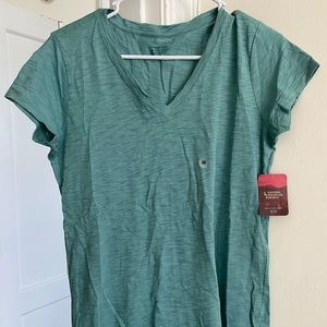 Eastern Mountain Sports T-shirt